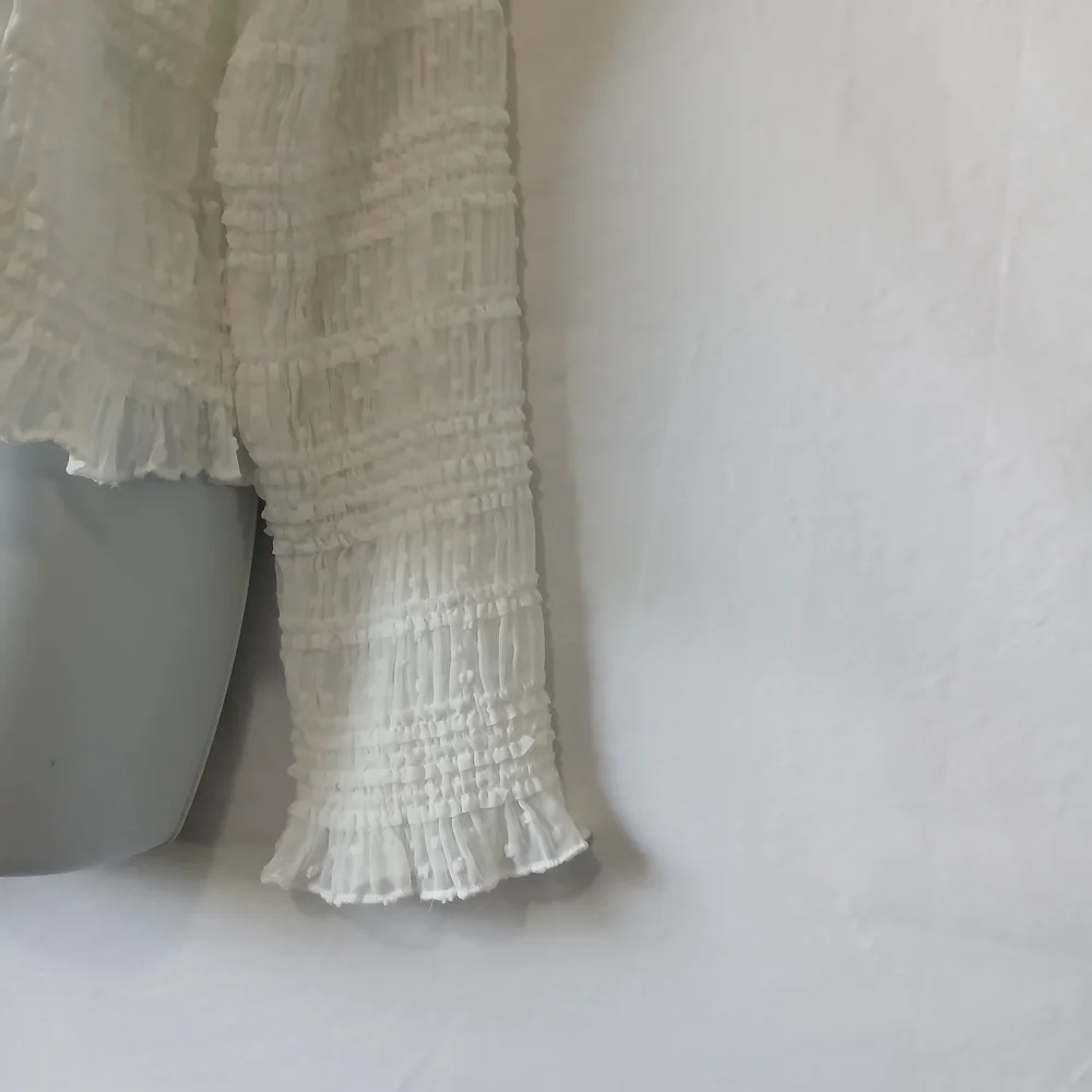 Lost & Wander Off White  Ruffled Long Sleeve Blouse NWT Texture Chic Office Wear